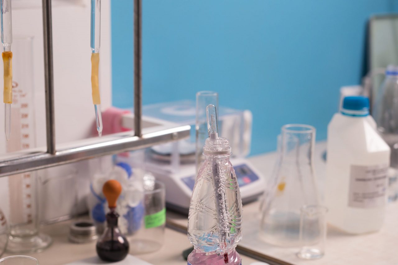 testing-water-quality-in-laboratory-2021-12-09-21-43-52-utc-1-scaled-1280x854.jpg