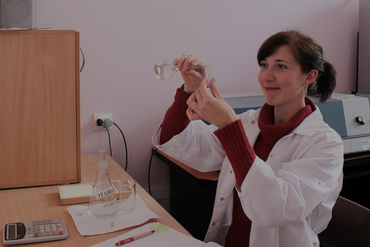 work-in-a-chemical-laboratory-2022-03-03-14-15-28-utc-1280x853.jpg